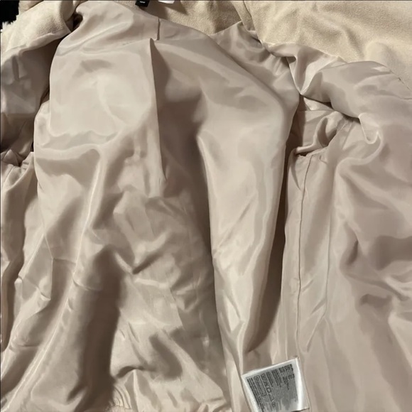 H&M Creme Faux Fur jacket - Picture 5 of 5